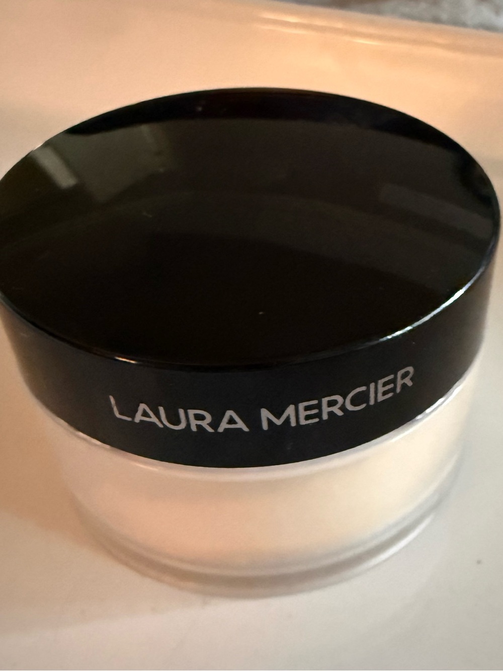 Laura Mercier Translucent Loose Setting Powder - Translucent honey